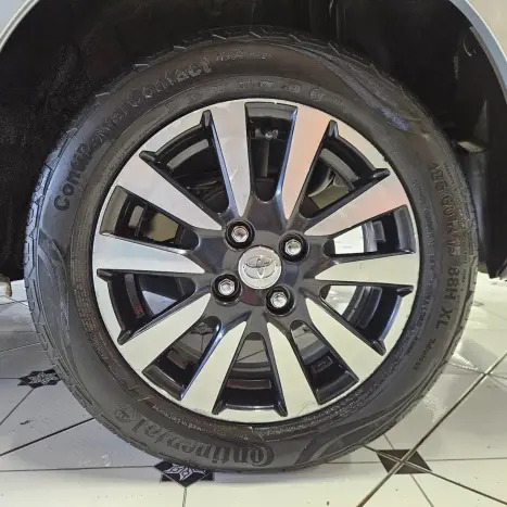 TOYOTA Etios Sedan 1.5 16V 4P FLEX PLATINUM, Foto 8