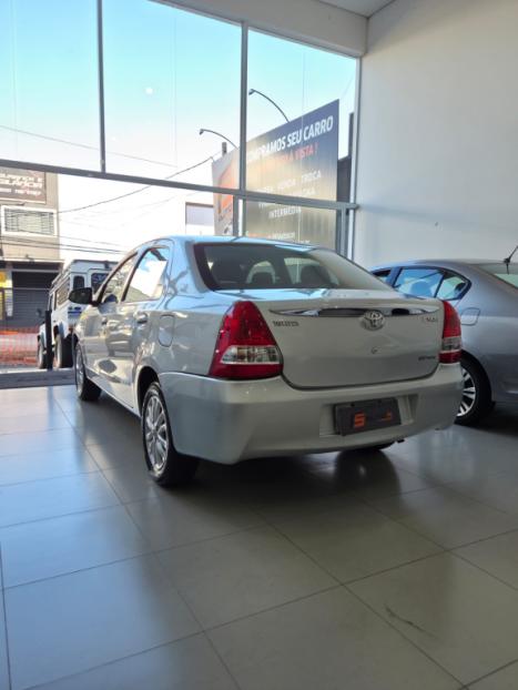 TOYOTA Etios Sedan 1.5 16V 4P FLEX XLS, Foto 3