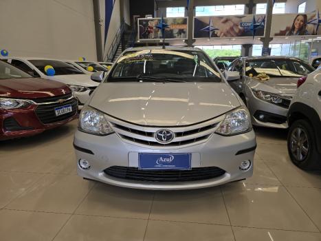TOYOTA Etios Sedan 1.5 16V 4P FLEX XS AUTOM�TICO, Foto 2