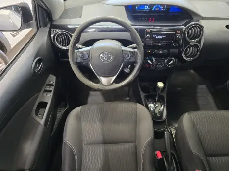 TOYOTA Etios Sedan 1.5 16V 4P FLEX XS AUTOM�TICO, Foto 10