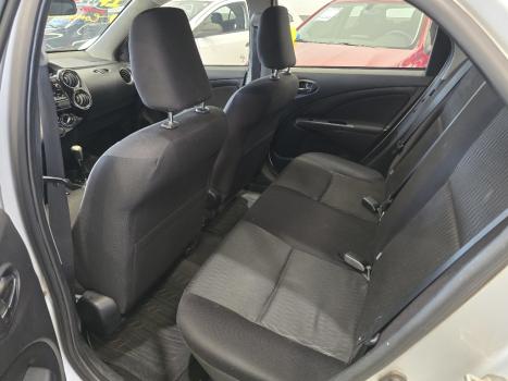 TOYOTA Etios Sedan 1.5 16V 4P FLEX XS AUTOM�TICO, Foto 14