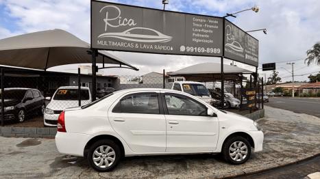 TOYOTA Etios Sedan 1.5 16V 4P FLEX XS, Foto 2