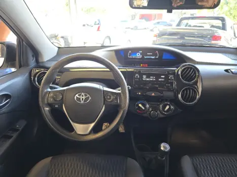 TOYOTA Etios Sedan 1.5 16V 4P FLEX X PLUS, Foto 9