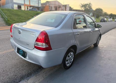TOYOTA Etios Sedan 1.5 16V 4P FLEX X PLUS, Foto 4
