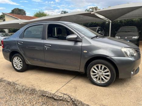 TOYOTA Etios Sedan 1.5 16V 4P FLEX XLS, Foto 2