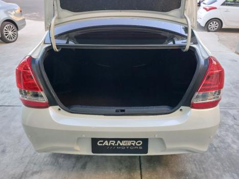 TOYOTA Etios Sedan 1.5 16V 4P FLEX X PLUS AUTOM�TICO, Foto 4