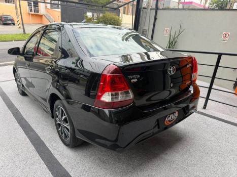 TOYOTA Etios Sedan 1.5 16V 4P FLEX PLATINUM AUTOM�TICO, Foto 4