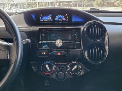 TOYOTA Etios Sedan 1.3 16V 4P FLEX X, Foto 6