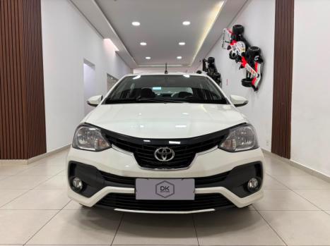 TOYOTA Etios Sedan 1.5 16V 4P FLEX PLATINUM AUTOM�TICO, Foto 2