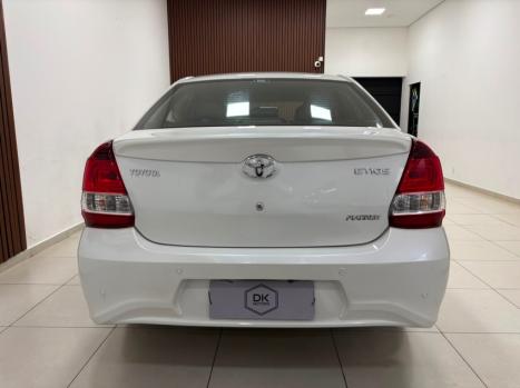 TOYOTA Etios Sedan 1.5 16V 4P FLEX PLATINUM AUTOM�TICO, Foto 5