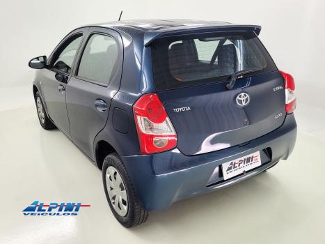 TOYOTA Etios Sedan 1.5 16V 4P FLEX XS, Foto 4