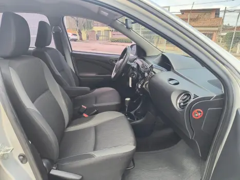 TOYOTA Etios Sedan 1.5 16V 4P FLEX X PLUS AUTOMÁTICO, Foto 14