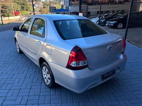 TOYOTA Etios Sedan 1.5 16V 4P FLEX X PLUS AUTOMÁTICO, Foto 3