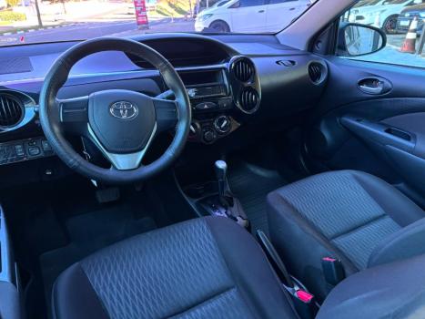 TOYOTA Etios Sedan 1.5 16V 4P FLEX X PLUS AUTOMÁTICO, Foto 9