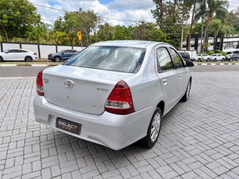 TOYOTA Etios Sedan 1.5 16V 4P FLEX X PLUS, Foto 4