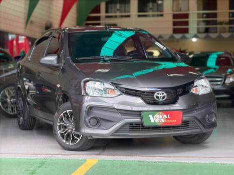 TOYOTA Etios Sedan , Foto 1