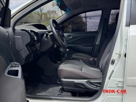 TOYOTA Etios Sedan , Foto 8