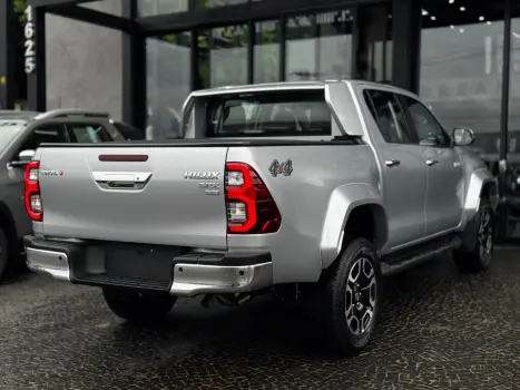 TOYOTA Hilux Caminhonete 2.8 16V  LOW M4FD 4X4 TURBO DIESEL CABINE DUPLA, Foto 4