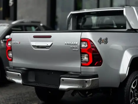 TOYOTA Hilux Caminhonete 2.8 16V  LOW M4FD 4X4 TURBO DIESEL CABINE DUPLA, Foto 10