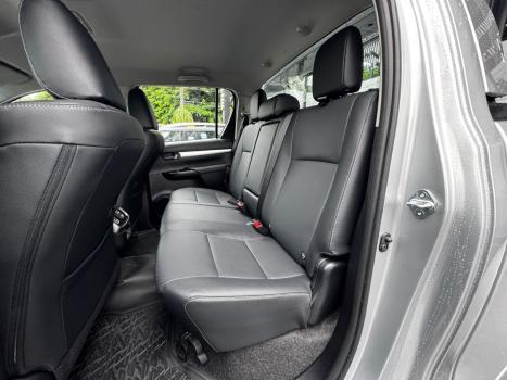 TOYOTA Hilux Caminhonete 2.8 16V  LOW M4FD 4X4 TURBO DIESEL CABINE DUPLA, Foto 18
