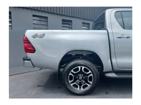 TOYOTA Hilux Caminhonete 2.8 16V SRV 4X4 DIESEL CABINE DUPLA AUTOM�TICO, Foto 8