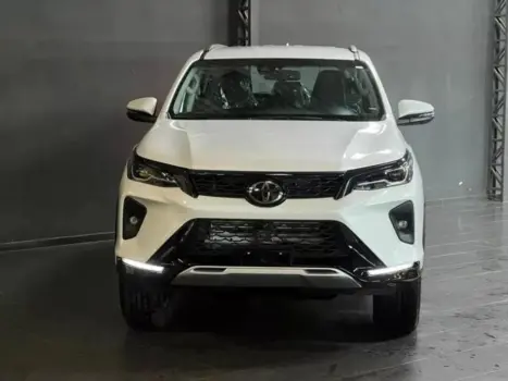 TOYOTA Hilux Caminhonete , Foto 2