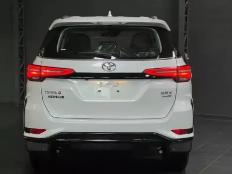 TOYOTA Hilux Caminhonete , Foto 4