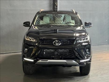 TOYOTA Hilux Caminhonete , Foto 3