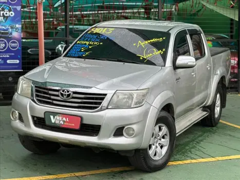 TOYOTA Hilux Caminhonete 2.7 16V 4P SRV FLEX 4X4  CABINE DUPLA AUTOMTICO, Foto 2