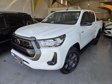 TOYOTA Hilux Caminhonete 2.8 16V 4P SR 4X4 DIESEL CABINE DUPLA AUTOM�TICO, Foto 8