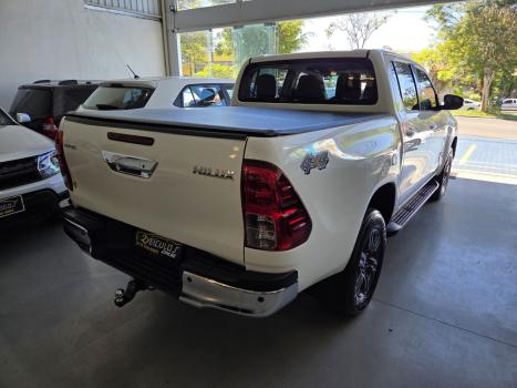 TOYOTA Hilux Caminhonete 2.8 16V 4P SR 4X4 DIESEL CABINE DUPLA AUTOM�TICO, Foto 9