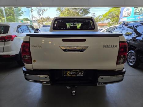 TOYOTA Hilux Caminhonete 2.8 16V 4P SR 4X4 DIESEL CABINE DUPLA AUTOM�TICO, Foto 11