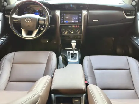 TOYOTA Hilux Caminhonete , Foto 8