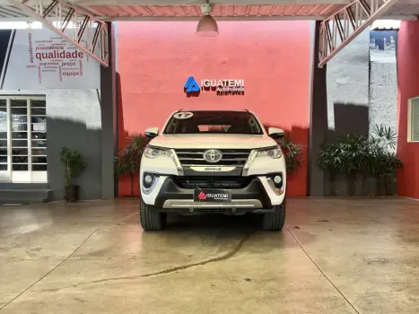 TOYOTA Hilux Caminhonete , Foto 13