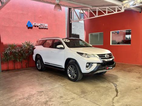 TOYOTA Hilux Caminhonete , Foto 14