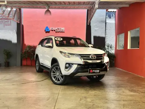 TOYOTA Hilux Caminhonete , Foto 24