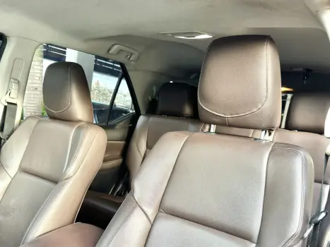 TOYOTA Hilux Caminhonete , Foto 10