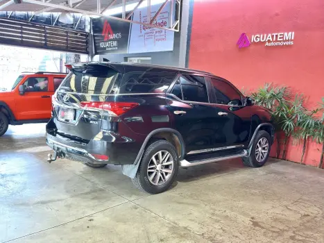 TOYOTA Hilux Caminhonete , Foto 25