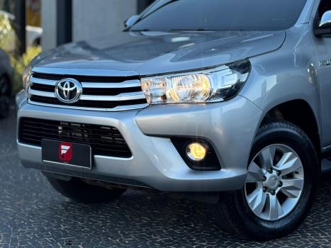 TOYOTA Hilux Caminhonete , Foto 3