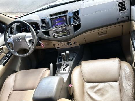 TOYOTA Hilux Caminhonete , Foto 7