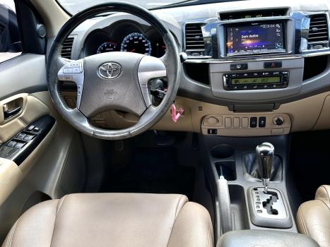 TOYOTA Hilux Caminhonete , Foto 10