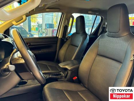 TOYOTA Hilux Caminhonete 2.8 16V 4P POWER PACK TURBO DIESEL 4X4 CABINE DUPLA, Foto 2