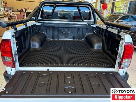 TOYOTA Hilux Caminhonete 2.8 16V 4P POWER PACK TURBO DIESEL 4X4 CABINE DUPLA, Foto 7