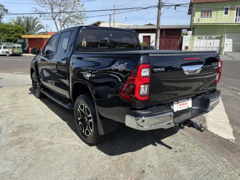 TOYOTA Hilux Caminhonete 2.8 16V 4P SRX DIESEL CABINE DUPLA, Foto 8
