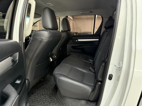 TOYOTA Hilux Caminhonete 2.8 16V SRX 4X4 TURBO DIESEL CABINE DUPLA AUTOM�TICO, Foto 10