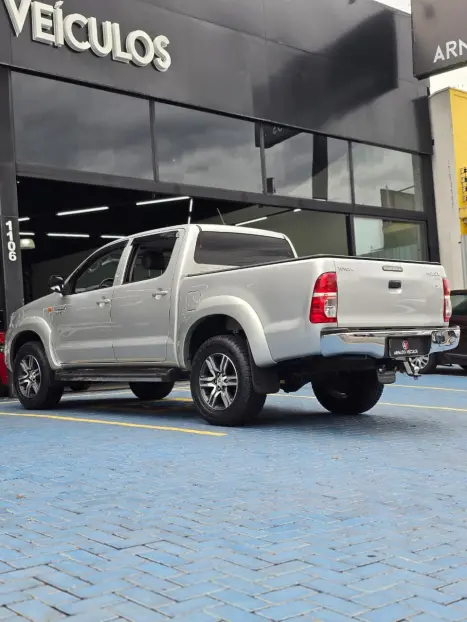 TOYOTA Hilux Caminhonete 2.7 16V 4P SR FLEX CABINE DUPLA AUTOM�TICO, Foto 6
