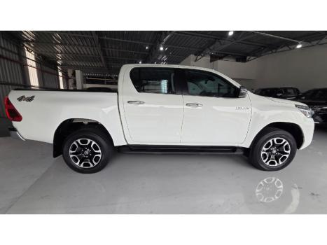 TOYOTA Hilux Caminhonete 2.8 16V SRX LIMITED 4X4 TURBO DIESEL CABINE DUPLA AUTOM�TICO, Foto 4