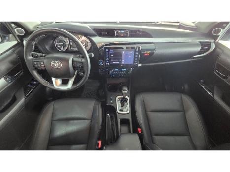 TOYOTA Hilux Caminhonete 2.8 16V SRX LIMITED 4X4 TURBO DIESEL CABINE DUPLA AUTOM�TICO, Foto 11