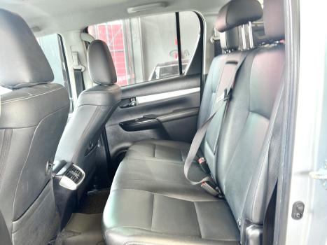 TOYOTA Hilux Caminhonete 2.7 16V 4P SRV FLEX CABINE DUPLA AUTOM�TICO, Foto 9