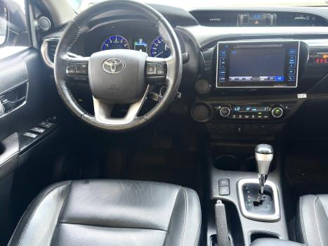 TOYOTA Hilux Caminhonete 2.7 16V 4P SRV FLEX CABINE DUPLA AUTOM�TICO, Foto 11